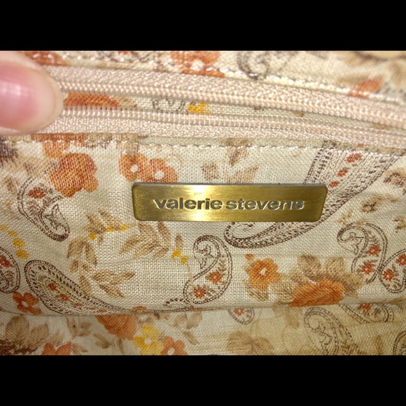 Valerie Stevens leather tooled butterfly Purse - Picture 5 of 8